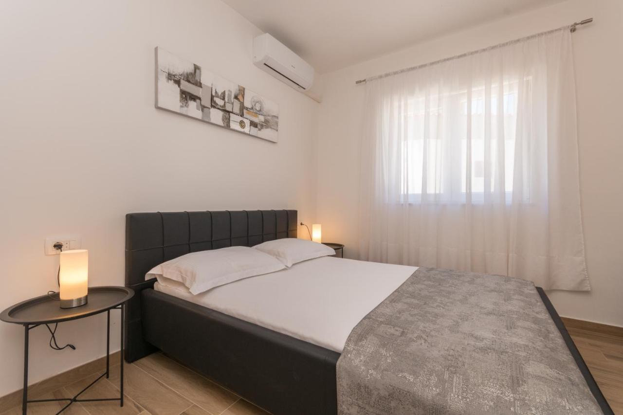 Apartmani Bonaca Grebaštica Exterior foto
